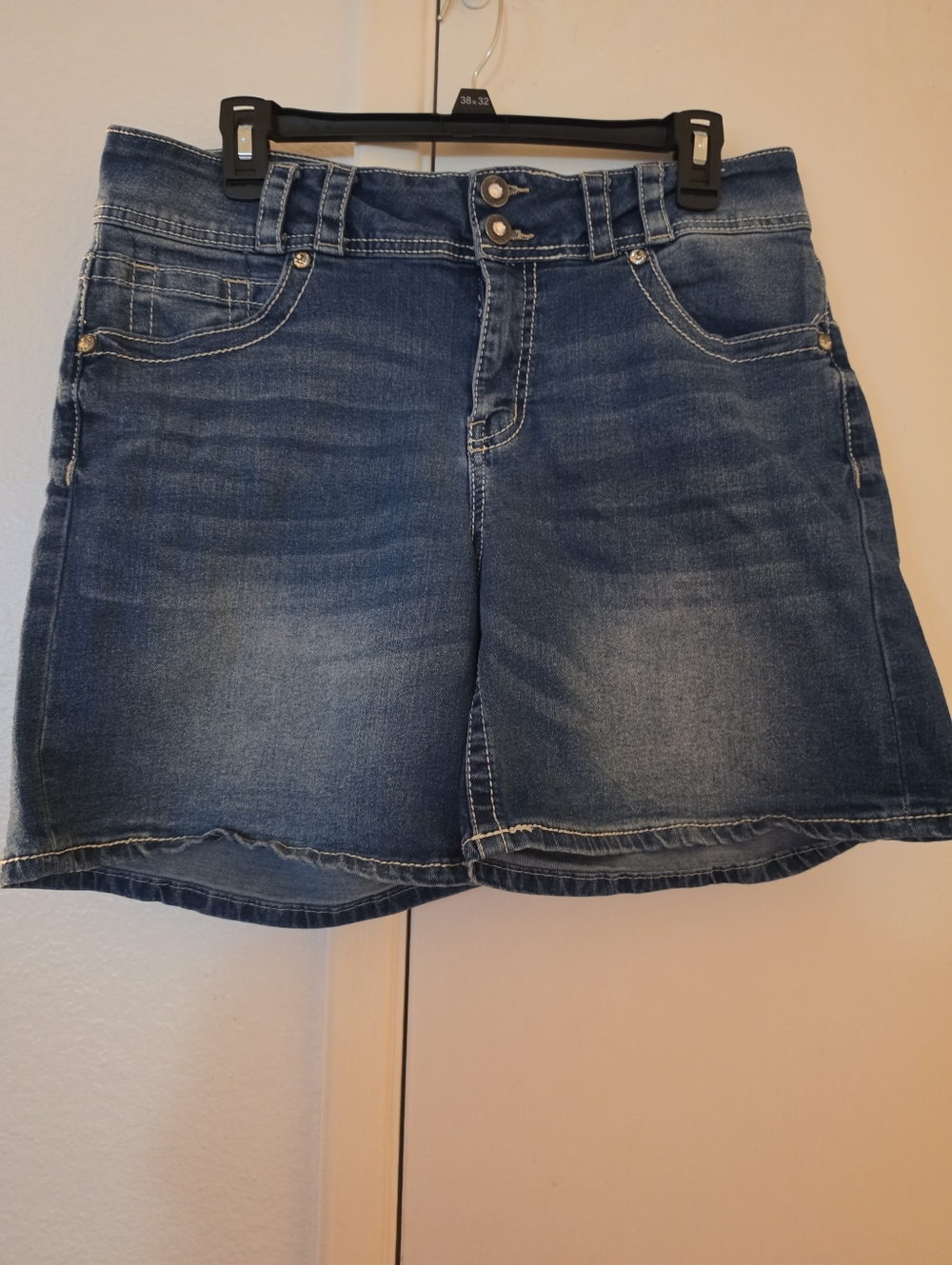 Classic Denim Shorts - Blue